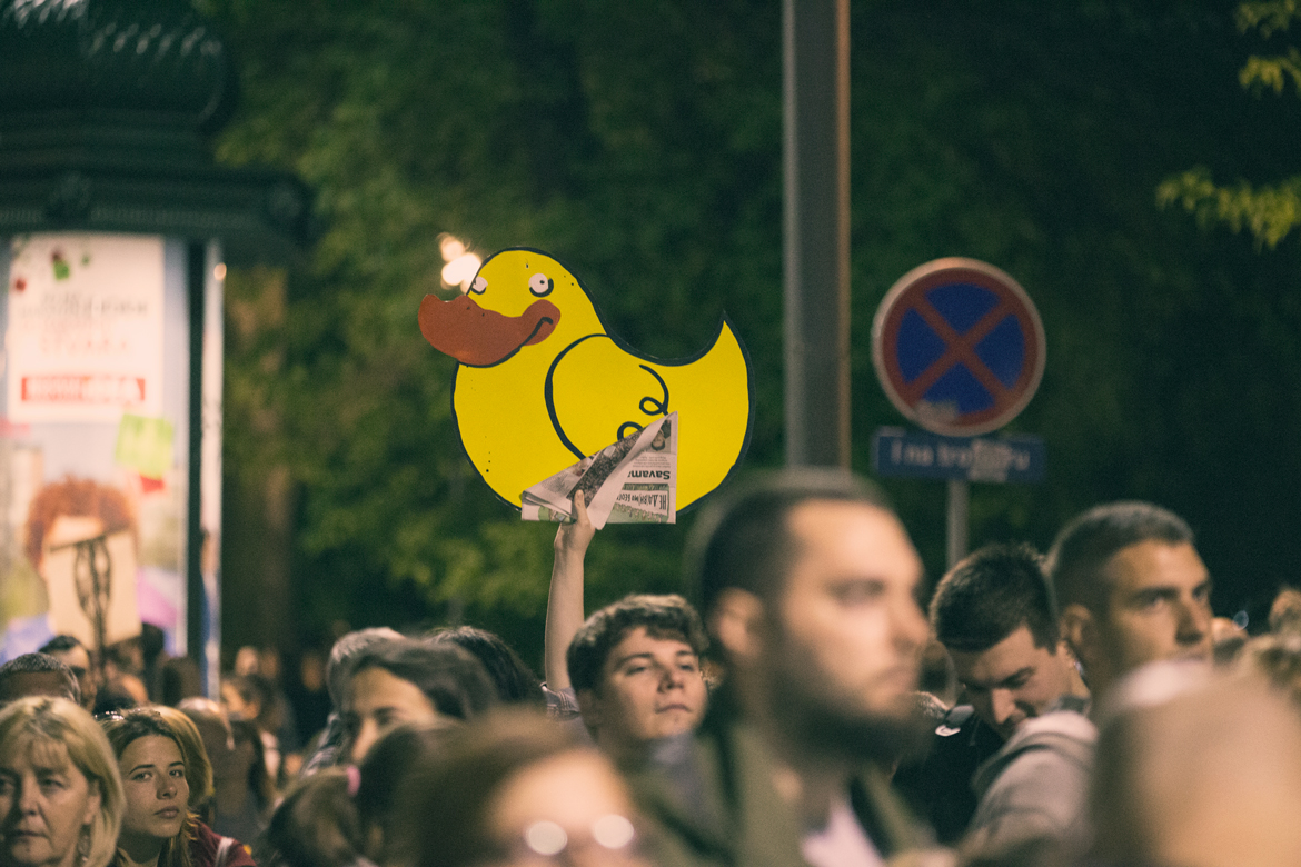 //tiyana.net/wp-content/uploads/2017/04/Protest-Yellow-Duck.jpg